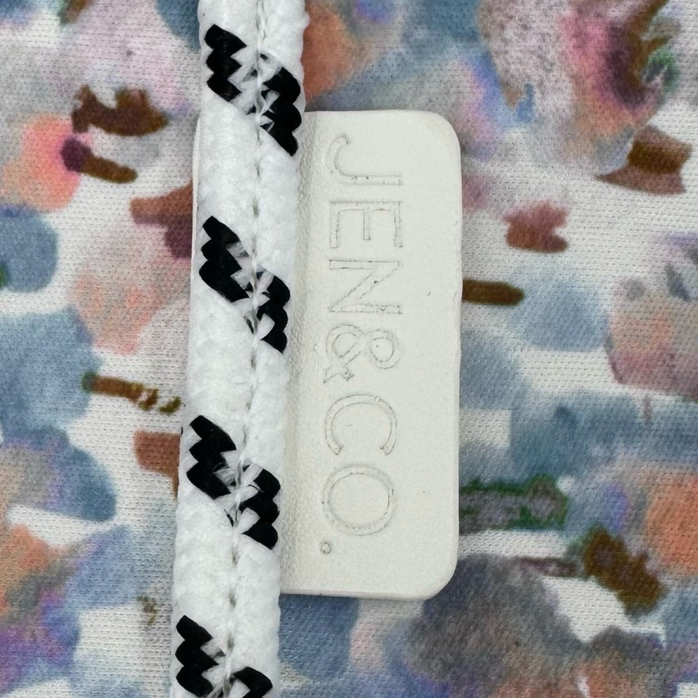 Posh Shores by‎ Jen & Co set of 2 Neoprene Floral Bags - Picture 9 of 12